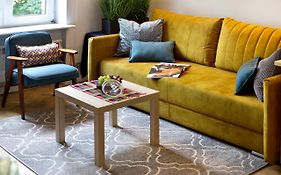 Blue City P&O Serviced Apartments Bialobrzeska